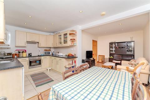 3 bedroom end of terrace house for sale, Empire Road, Perivale,