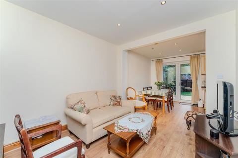 3 bedroom end of terrace house for sale, Empire Road, Perivale,