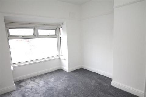 3 bedroom semi-detached house to rent, Cornwall Street, HU16