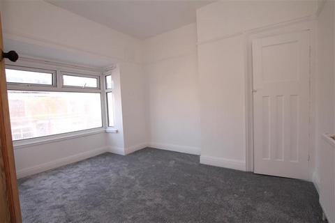 3 bedroom semi-detached house to rent, Cornwall Street, HU16
