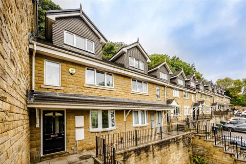 3 bedroom townhouse for sale, Martin Bank Wood, Huddersfield HD5