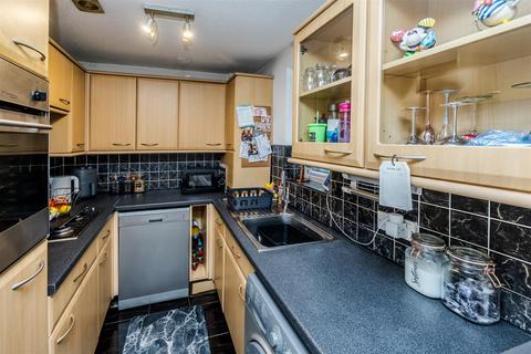 3 bedroom townhouse for sale, Martin Bank Wood, Huddersfield HD5