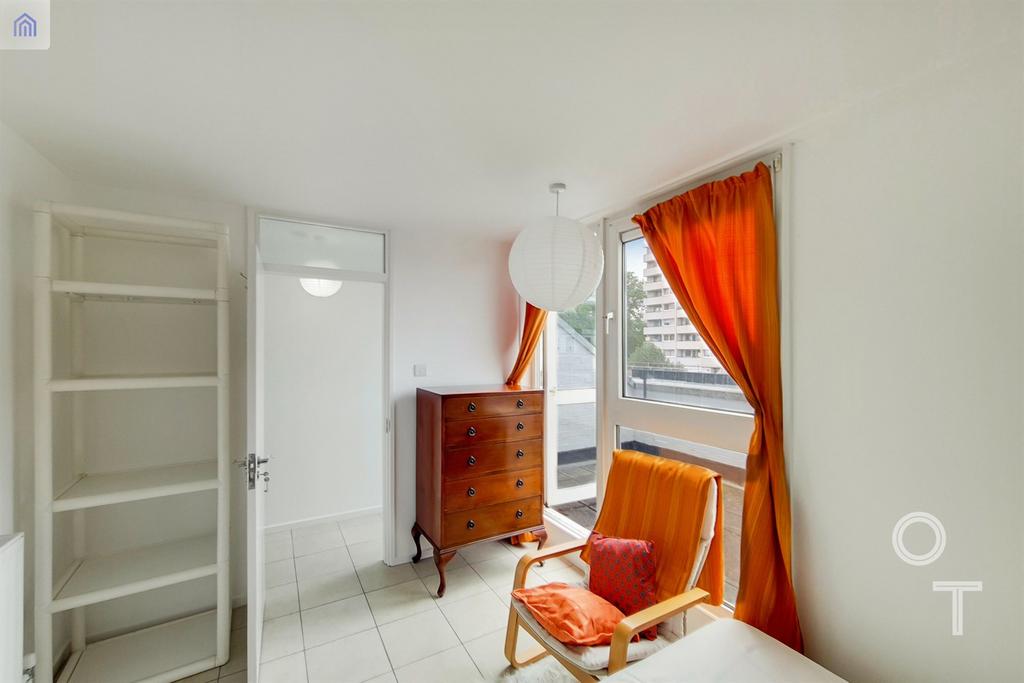 Main+Bedroom (Main)