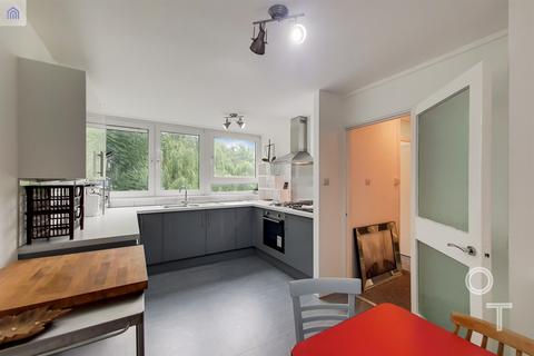 3 bedroom flat to rent, Wendling, Haverstock Road, NW5