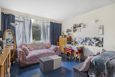 Studio for sale, Putney Hill, London, SW15