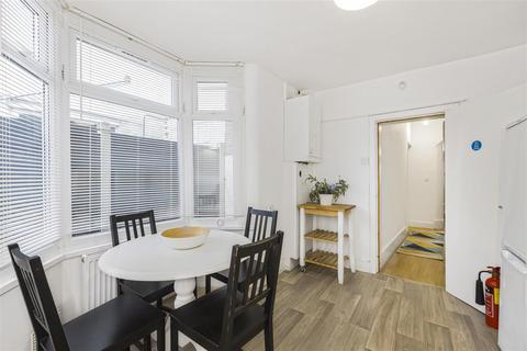 29a The Green, London, E15 4ND