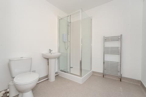 1 bedroom property to rent, Campbell Road, Kent DA11