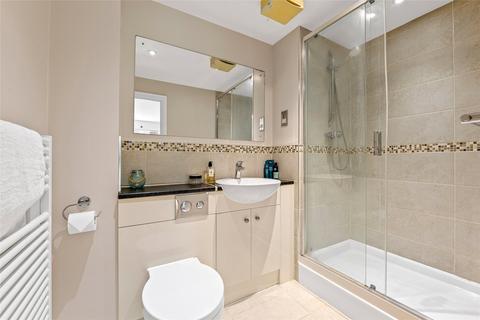 2 bedroom flat for sale, Reigate Hill, Reigate, Surrey, RH2