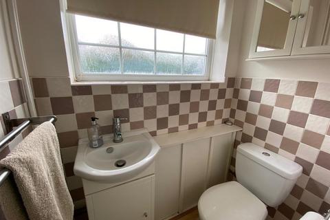 22 Bronsil Drive, Malvern, WR14 1LR
