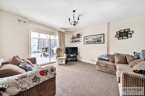 2 bedroom detached bungalow for sale, Barnehurst Avenue, Bexleyheath