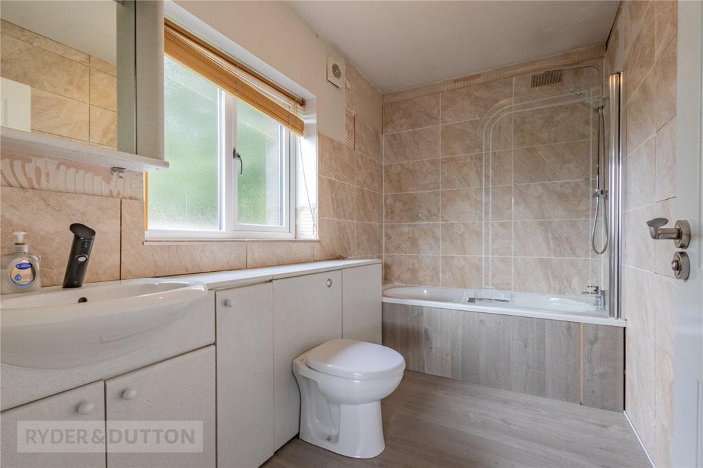 En Suite Bathroom