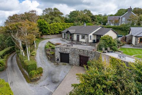 4 bedroom detached bungalow for sale, Penrhiw Pistyll Lane, New Quay, SA45