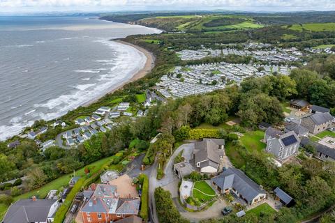 4 bedroom detached bungalow for sale, Penrhiw Pistyll Lane, New Quay, SA45