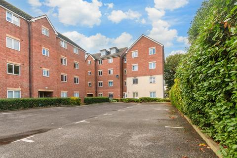 2 bedroom apartment for sale, London Road, Romford, Essex