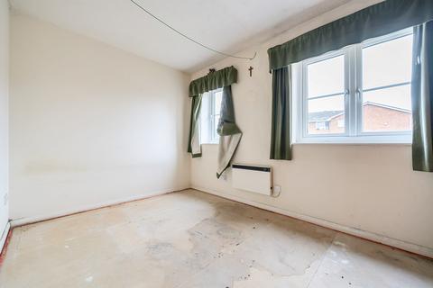 1 bedroom flat for sale, Mountbatten House, 30 Scotland Green Road, Enfield, EN3