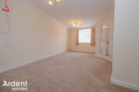 1 bedroom apartment for sale, Salter Court, Colchester