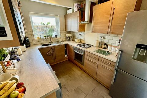 1 Boundary Green, Denton, Manchester, M34 3BY