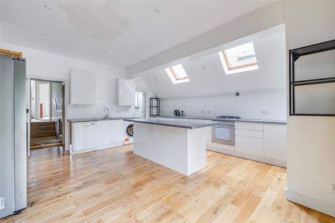 4 bedroom terraced house for sale, Langthorne Street, London, SW6