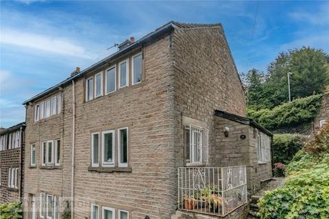 Wool Road, Dobcross, Saddleworth, OL3