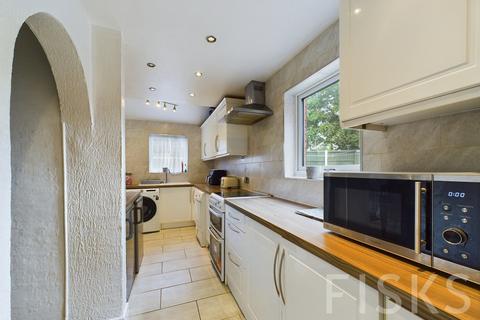 38 Helpeston, Basildon, SS14 1NR