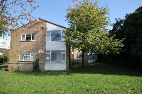 2 bedroom apartment for sale, EDENSIDE ROAD, GREAT BOOKHAM, KT23