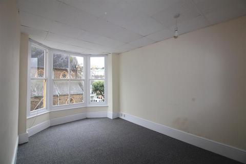 2 bedroom apartment to rent, St James House, Ilfracombe EX34