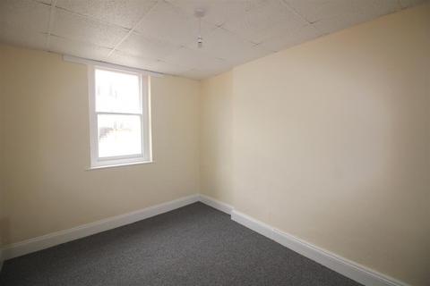 2 bedroom apartment to rent, St James House, Ilfracombe EX34