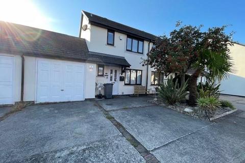 3 bedroom semi-detached house for sale, Telford Close, Conwy