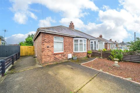 2 bedroom bungalow for sale, Firtree Crescent, Forest Hall, Newcastle Upon Tyne, Tyne & Wear, NE12