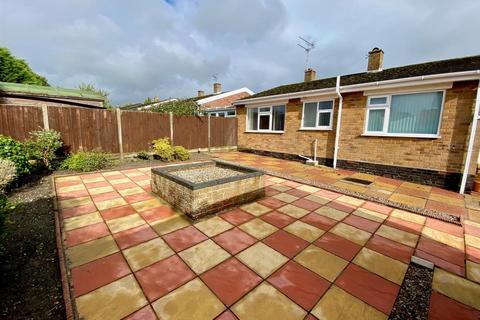 2 bedroom detached bungalow for sale, Fir Close, Barnby, Beccles, Suffolk, NR34