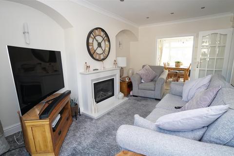 3 bedroom semi-detached house for sale, Silwood Drive, Eccleshill, Bradford