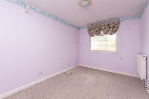 20 Hillside, Farningham, Dartford, DA4 0DD