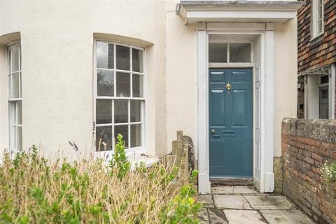 3 bedroom detached house to rent, St. Nicholas Road, Salisbury SP1