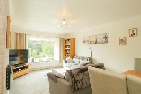 2 bedroom semi-detached bungalow for sale, Spring Valley Crescent, Leeds