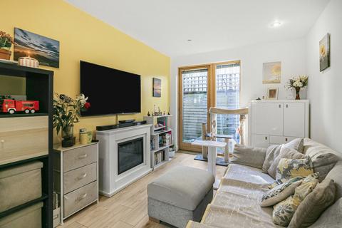 1 bedroom apartment for sale, Trevanion Road, London, W14