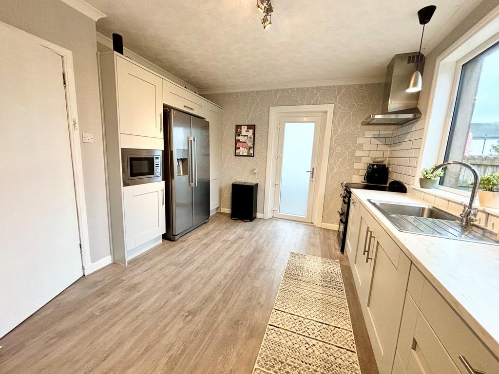 Hyndford, 5 Gloucester Avenue, Dumfries - Braidwoo
