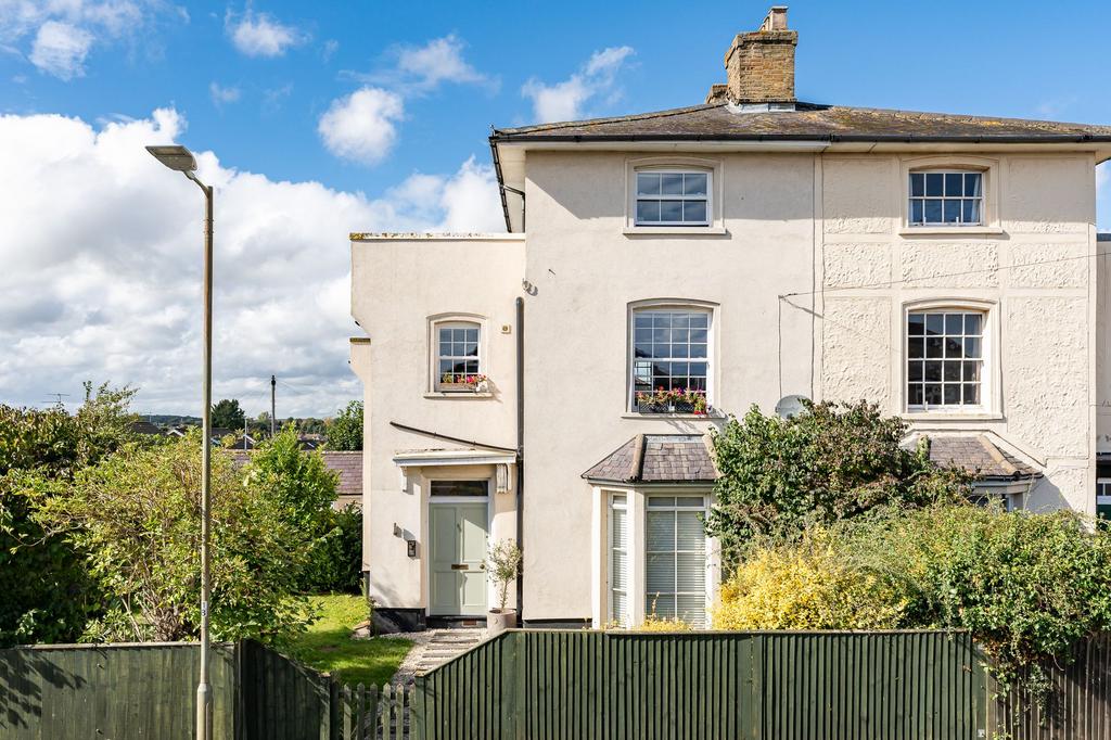 Musley Hill, Ware SG12 2 bed apartment for sale £365,000