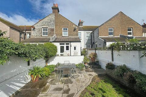 3 bedroom terraced house for sale, Channel View Road, Eastbourne