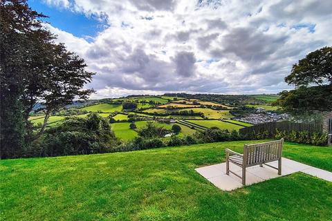 4 bedroom semi-detached house for sale, Market Gardens, Torrington, Devon
