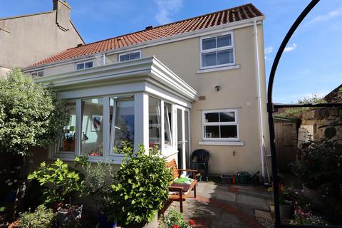 2 bedroom terraced house for sale, Lawpool Court, Wells