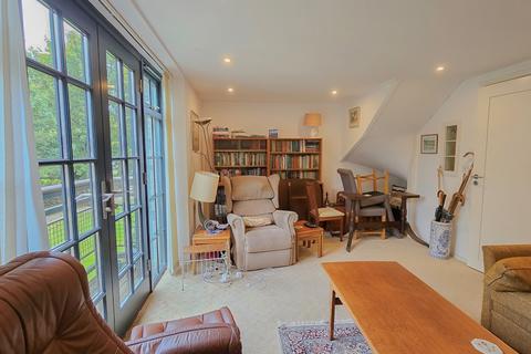 28 Brunel Quays, Lostwithiel, PL22 0JB
