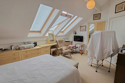 28 Brunel Quays, Lostwithiel, PL22 0JB