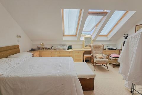 28 Brunel Quays, Lostwithiel, PL22 0JB