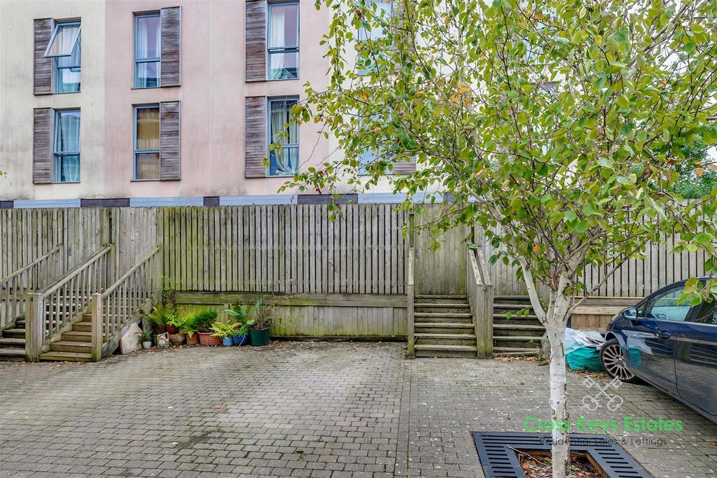 Garden, Balcony &amp; Parking