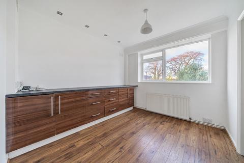 109 Eltham Road, London, SE12 8UG