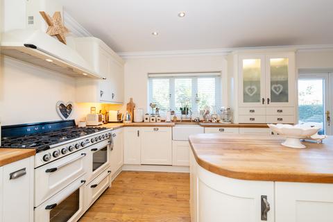 6 bedroom detached house for sale, Tutnall, Bromsgrove, Worcestershire