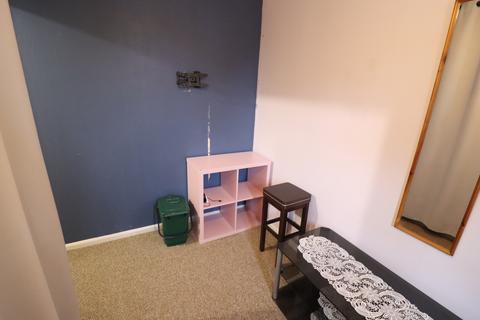 1 bedroom apartment to rent, Holgate, Basildon, Essex, SS13