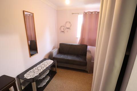 1 bedroom apartment to rent, Holgate, Basildon, Essex, SS13