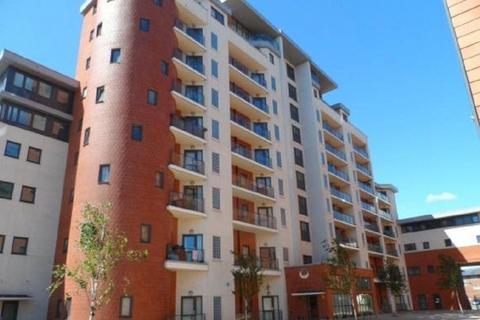 1 bedroom apartment to rent, The Junction, Gray's Place, Slough, Berkshire, SL2