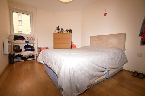 1 bedroom apartment to rent, The Junction, Gray's Place, Slough, Berkshire, SL2